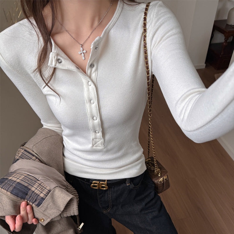 Feminine Henley Neck Long Sleeve T-Shirt for Women, Fitted Slim Design, Buttoned Crew Neck, Regular Shoulder