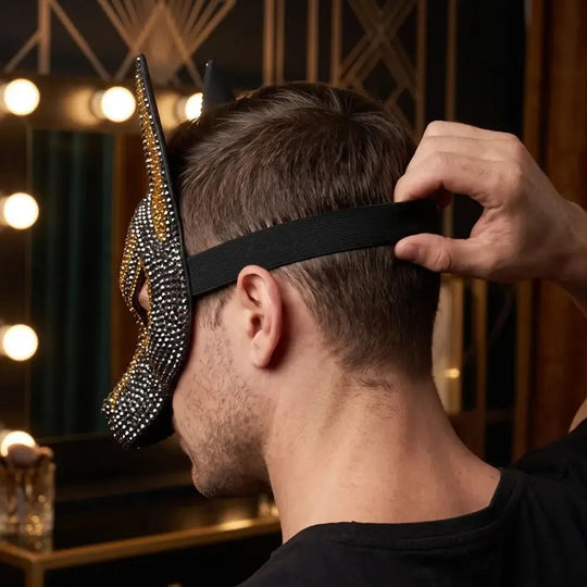Sparkly Anubis Mask, Rhinestone Egyptian God Mask for Halloween & Masquerade Party