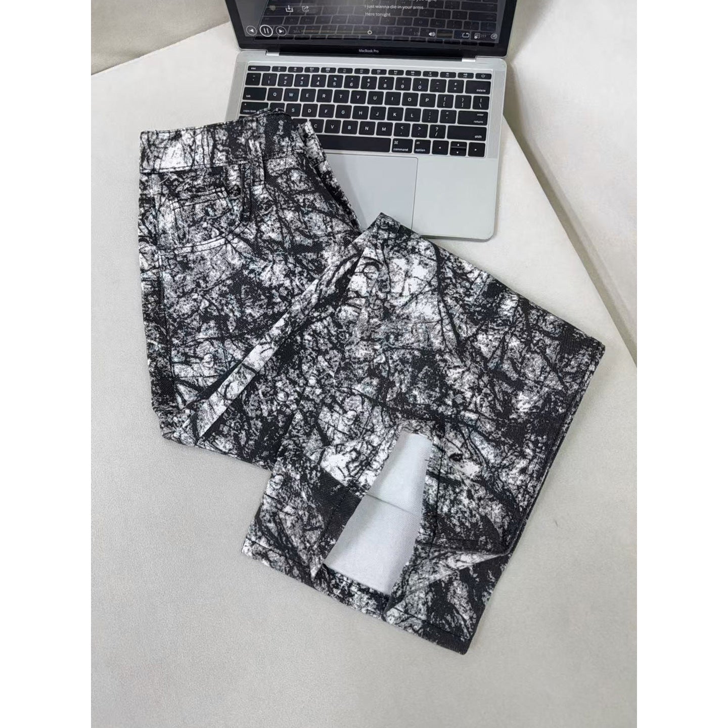 black and white texture tie-dye denim pants